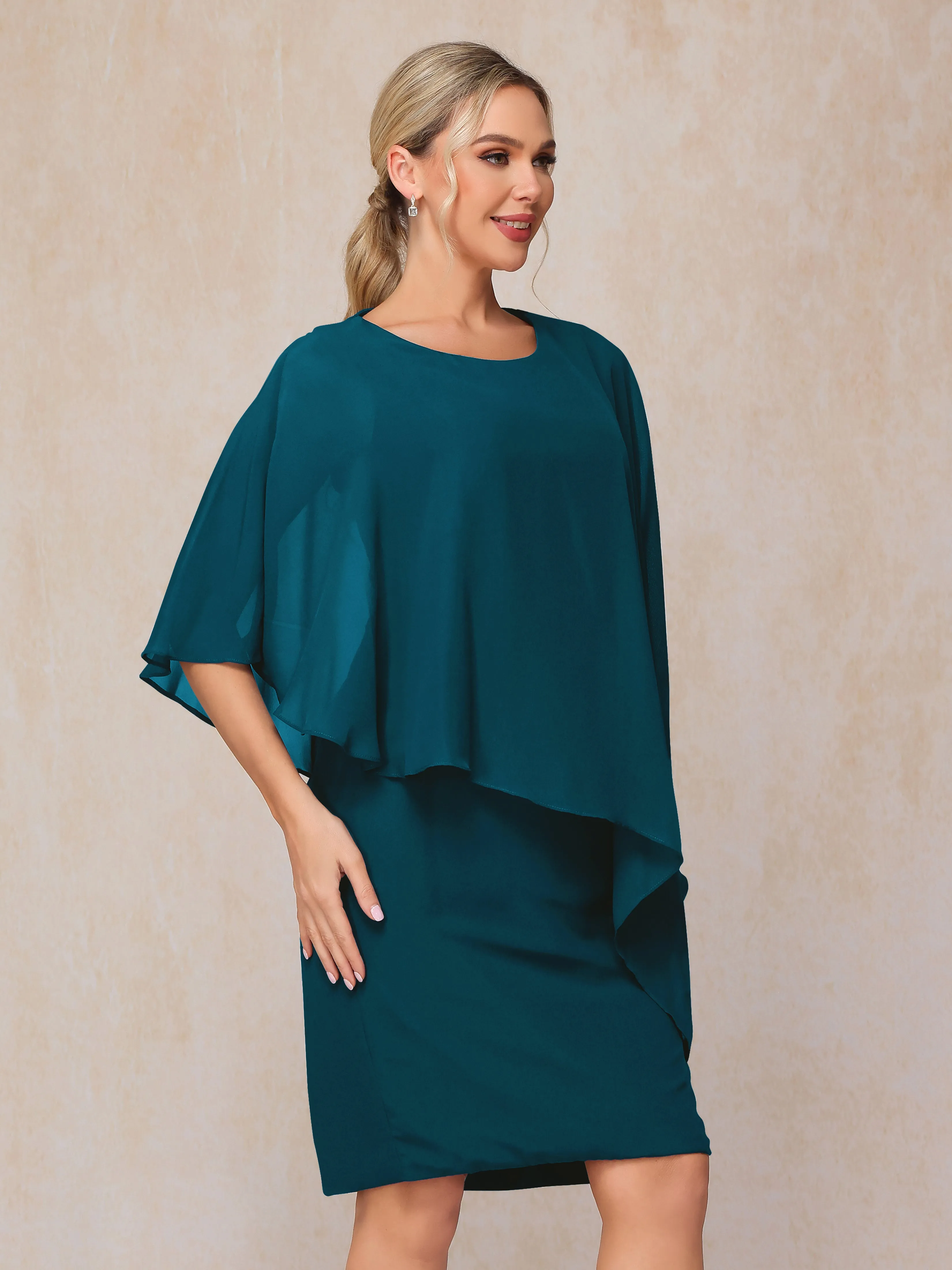 Manches asymétriques Col bateau Mousseline Robe Mère de la Mariée avec cape