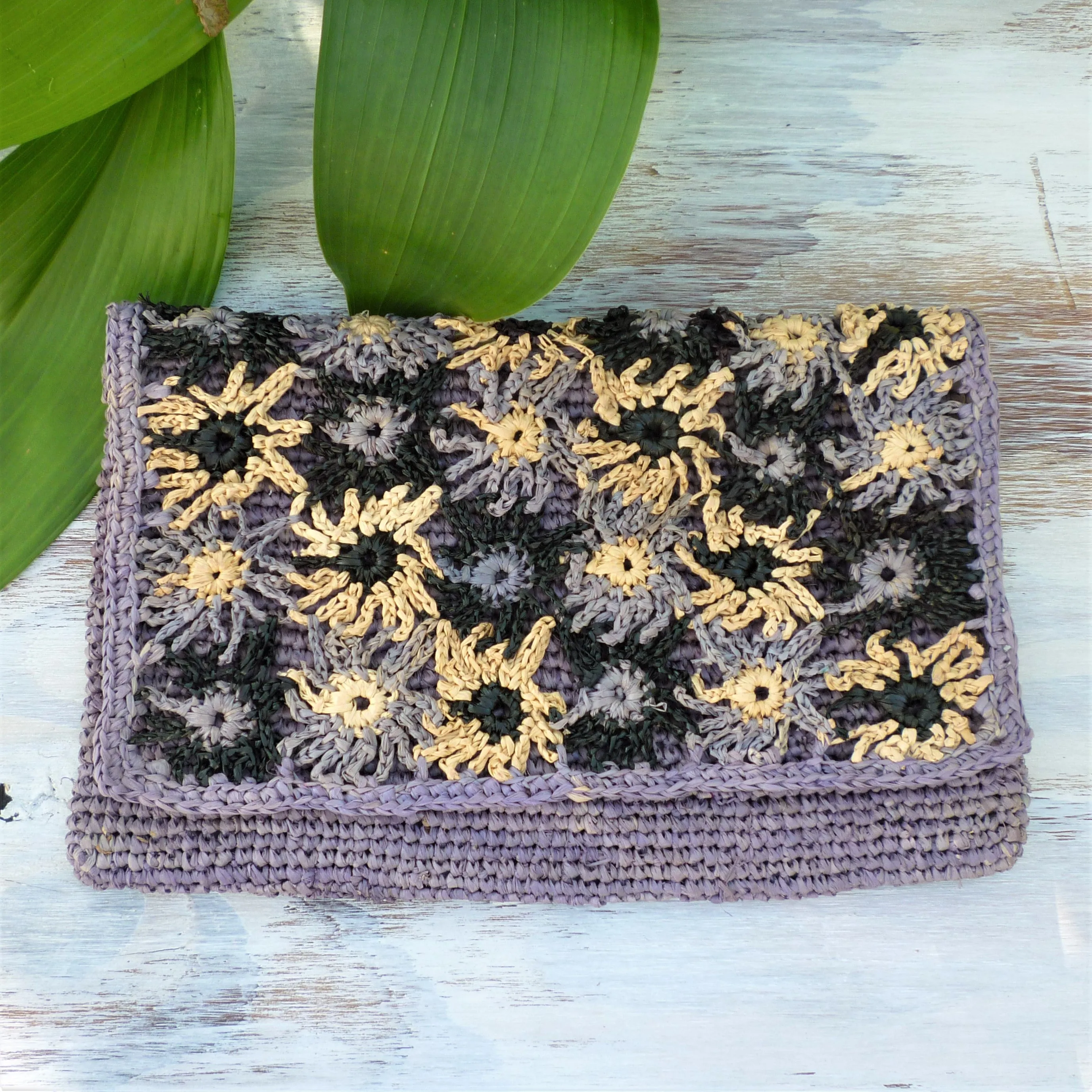 Raffia Pouch