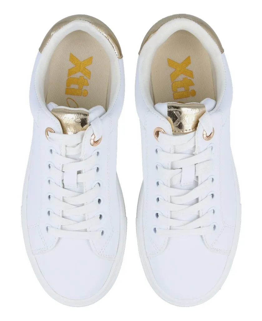 Xti 141912 White platform sneakers for women